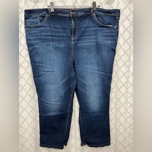 Torrid Midfit Super Skinny Super Soft Stretch Cuffed Crop Denim Size 26